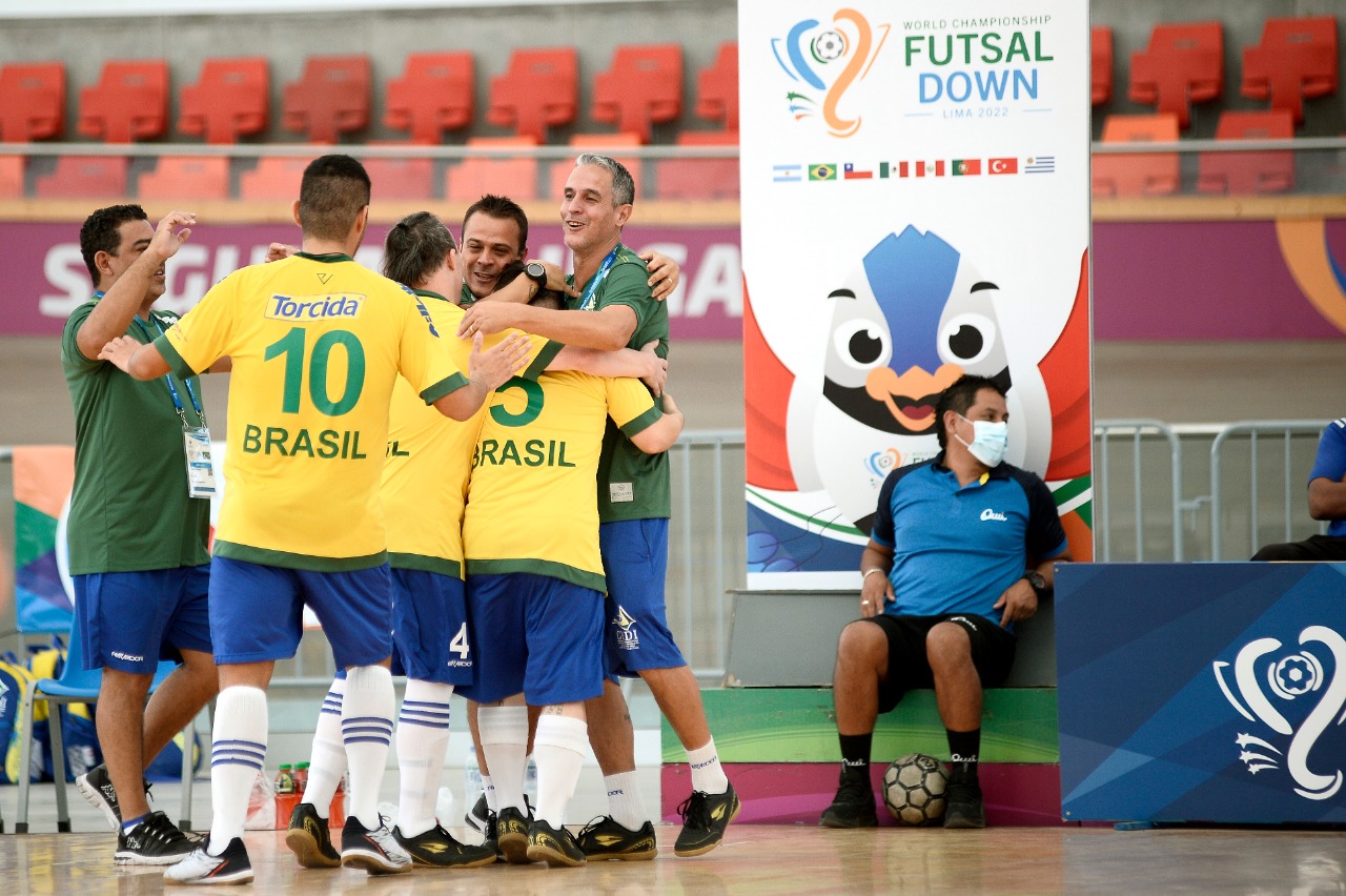 O melhor jogador de futsal down no mundo é brasileiro